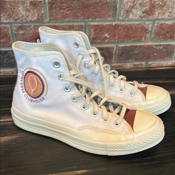 Converse Shoes - Retro Converse Chuck 70 High ‘Clubhouse High-Top Sneakers with Logo cream